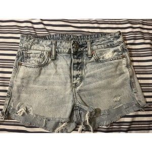 American Eagle outfitters cut off jeans shorts Sz 8    V469